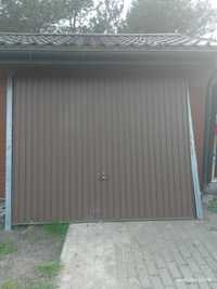 Brama garażowa uchylna Hormann