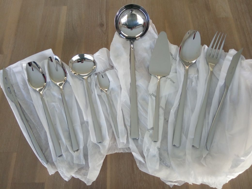 Faqueiro Obelisko Belo Inox 130 peças