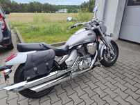 Suzuki Intruder Pierwszy właściciel w Polsce, stan bardzo dobry, gotowy do jazdy.