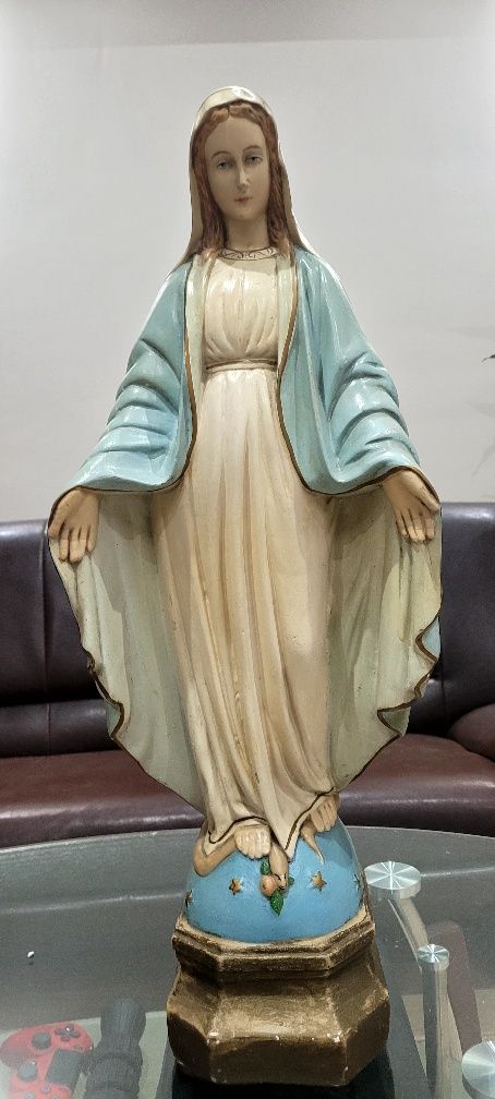 Figurki Maryja i Chrystus