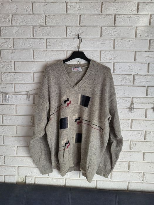 Sweter męski w serek