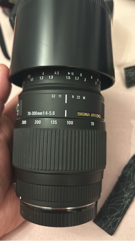 Aparat Canon eos 700 D. Lustrzanka