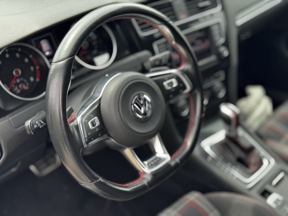 VW Golf GTI Performance DSG
