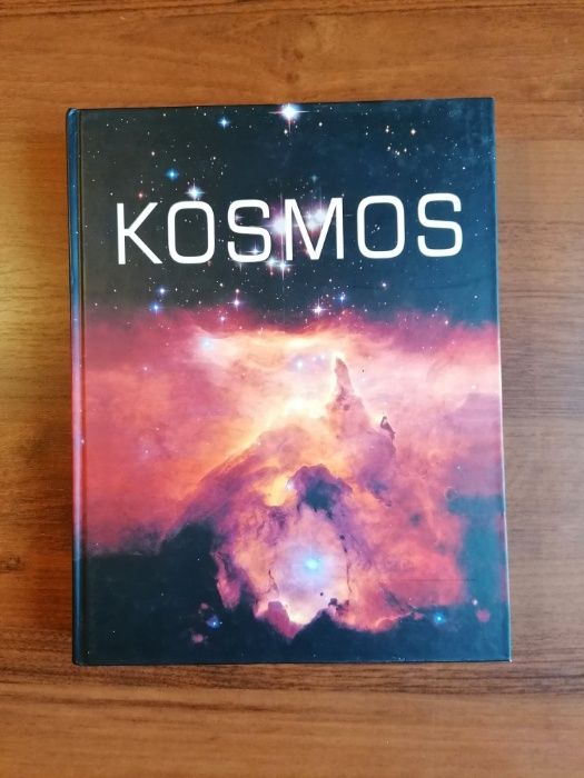 Książka Kosmos. Wydawnictwo BUCHMANN