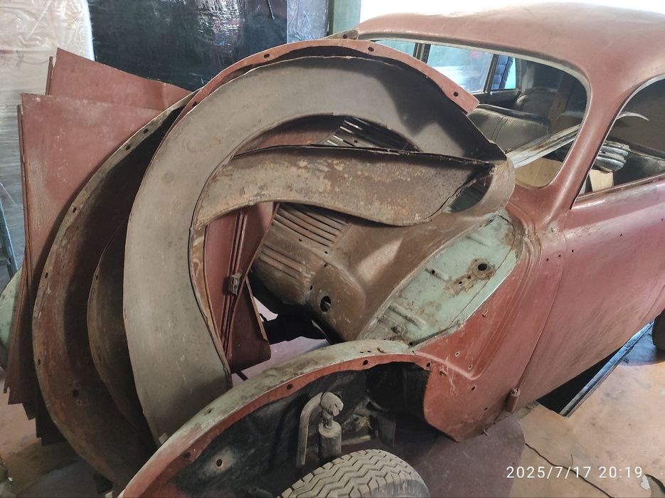 Продам Москвич 401