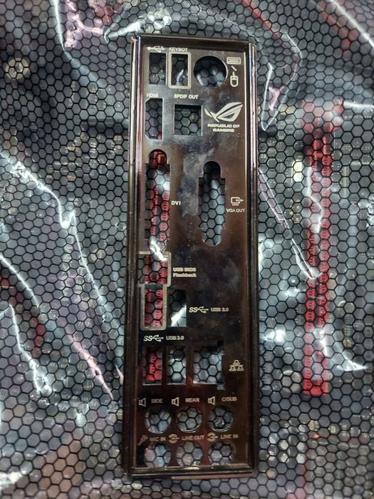 i5 4690k / Asus MAXIMUS VII HERO / 16gb RAM DDR3 / Watercooler