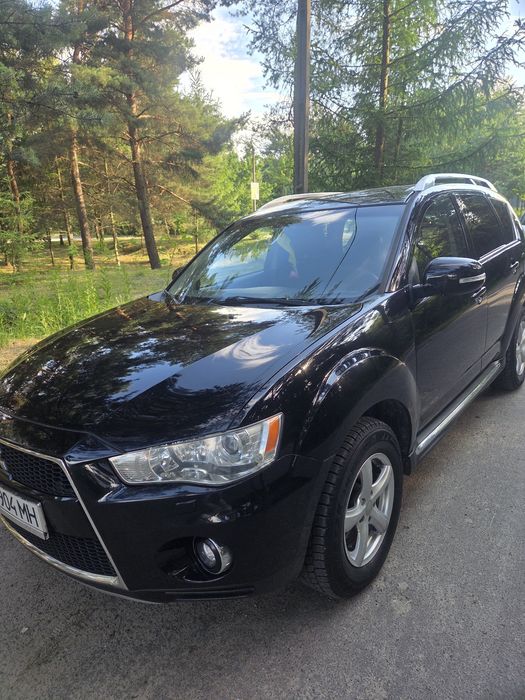 Мітсубісі аутландер 2009