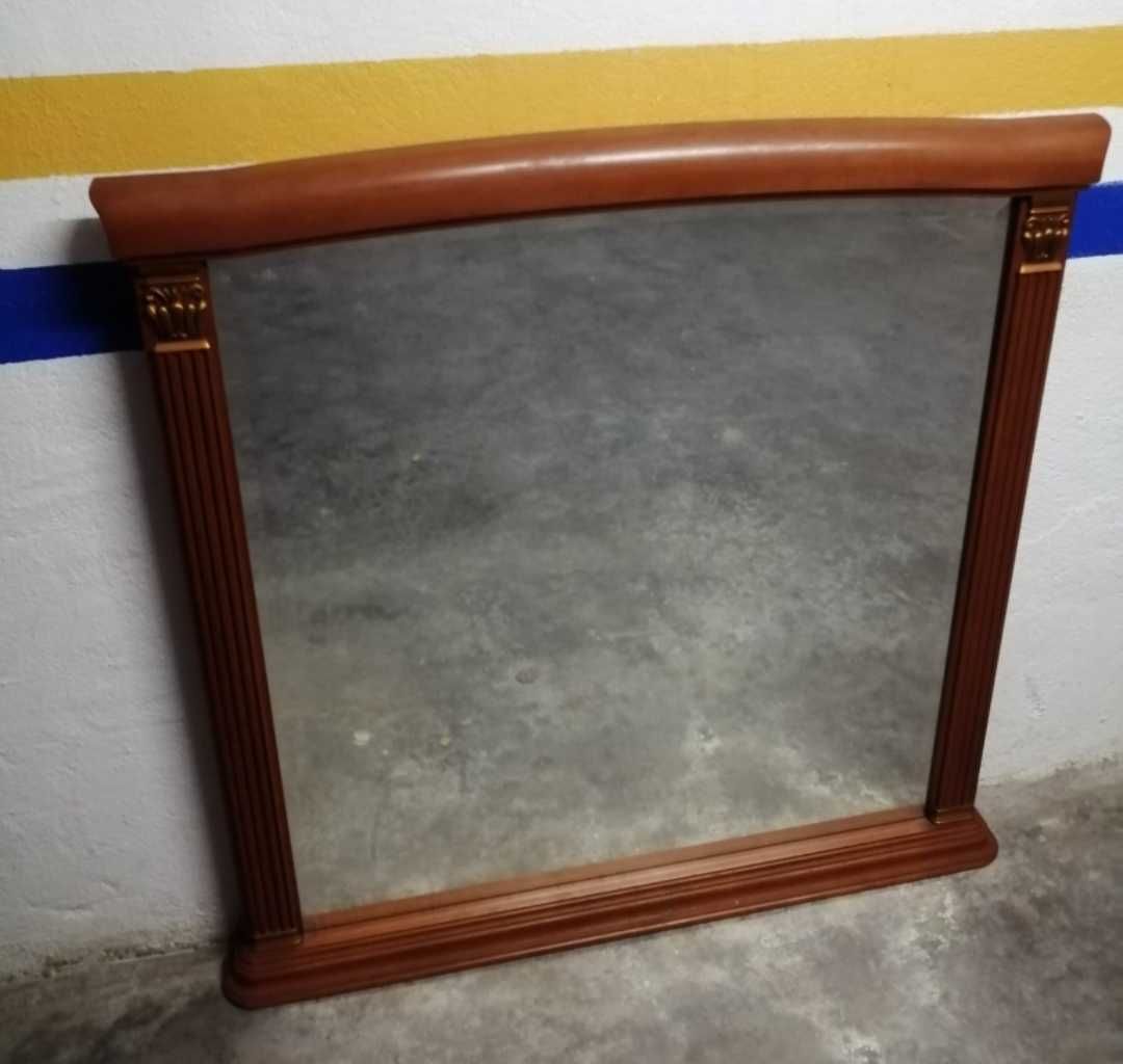 Cómoda com gavetas