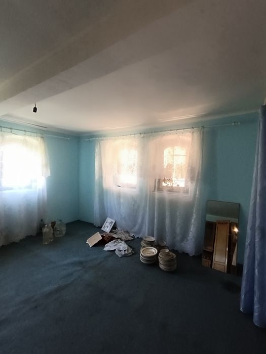 Продаж будинка в передмісті