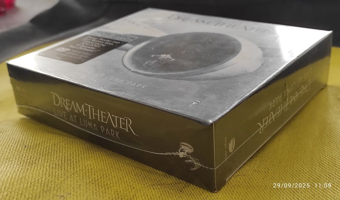 The Dream Theater - Live At Luna Park 3CD+2DVD