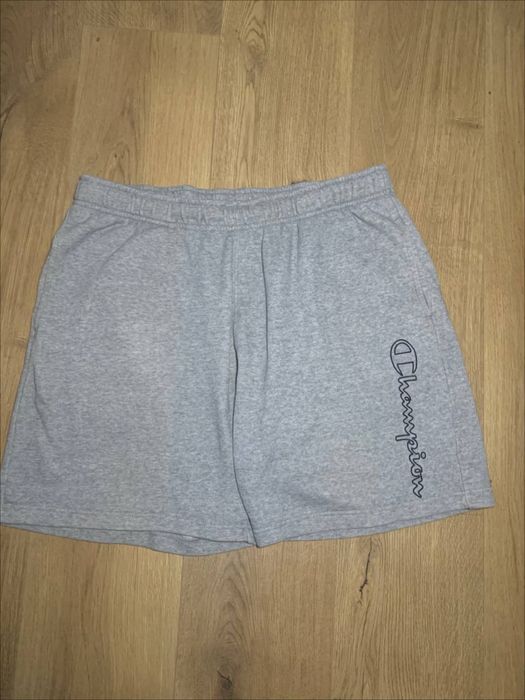 Шорти champion.