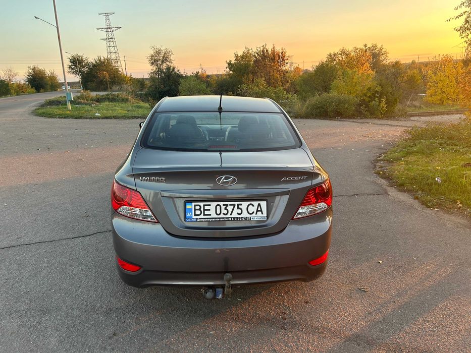 Hyundai Accent 2013