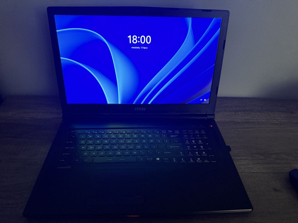 MSI GP73 Leopard 8RE