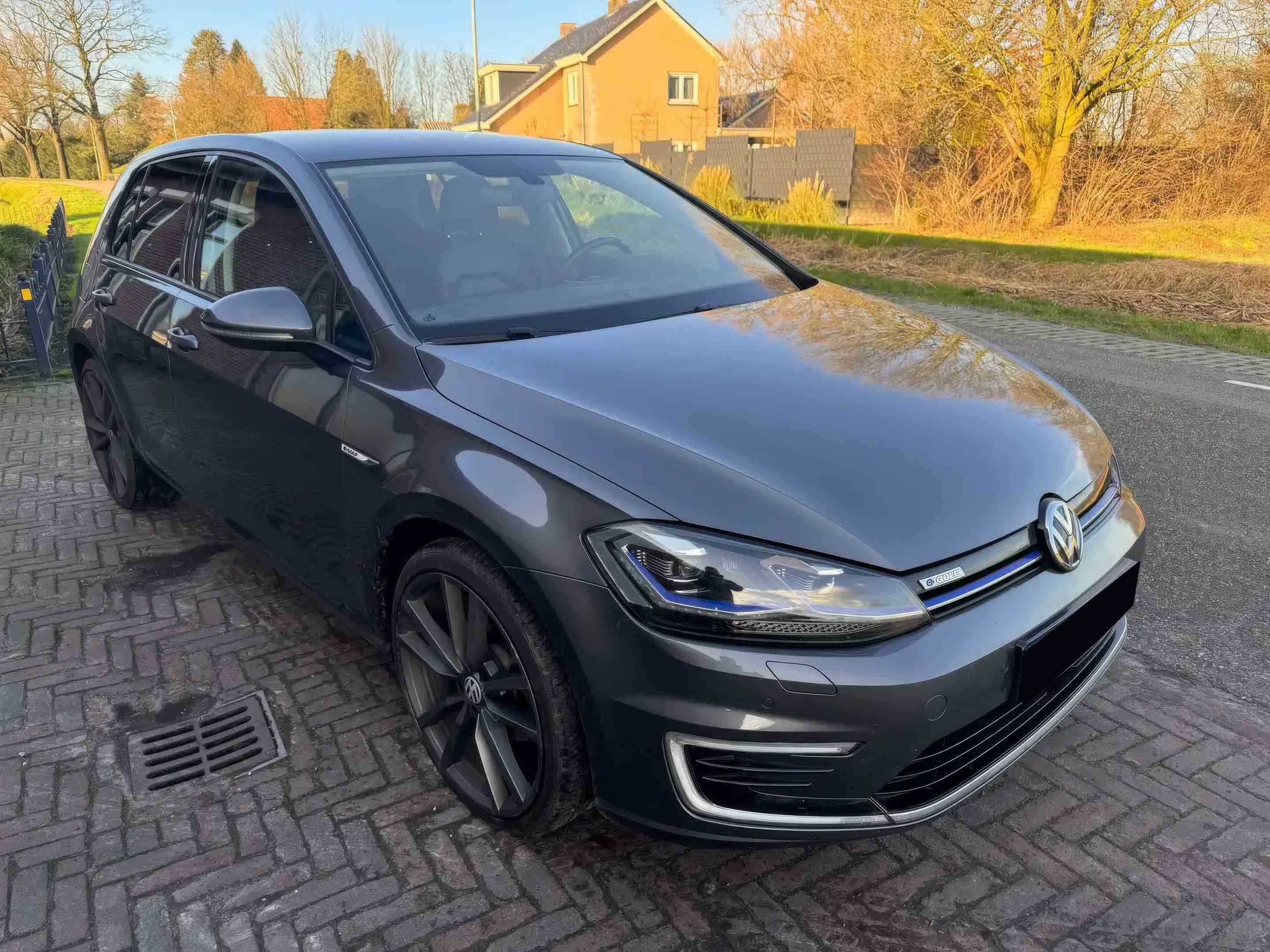 2020 Volkswagen e-Golf