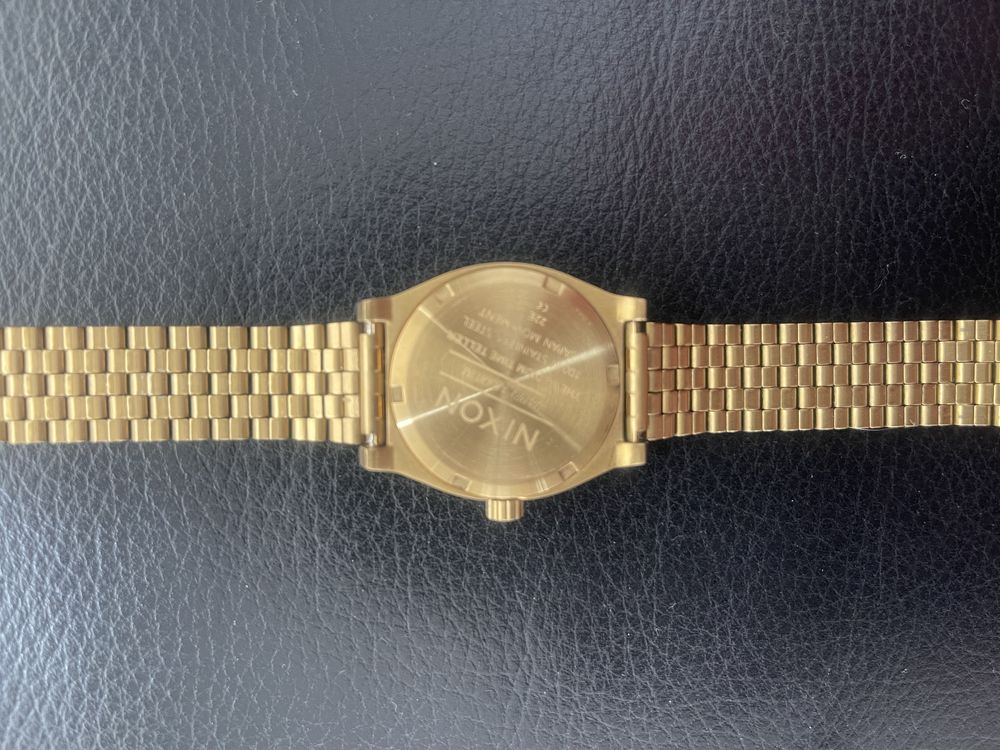 Relógio Nixon time teller medium