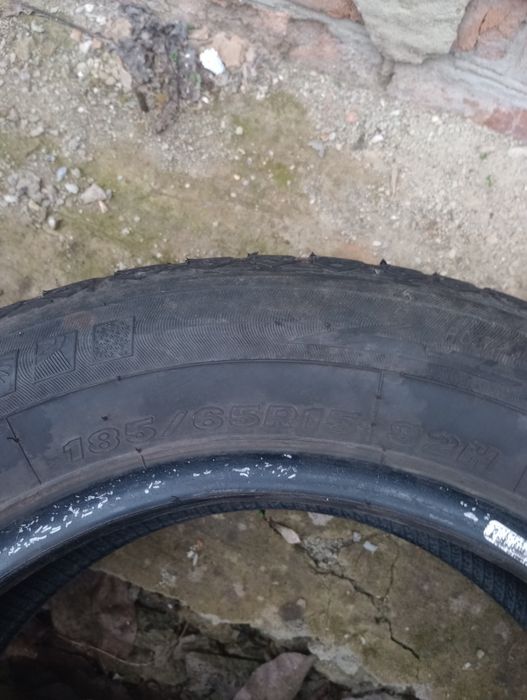 Продам зимову резину r15