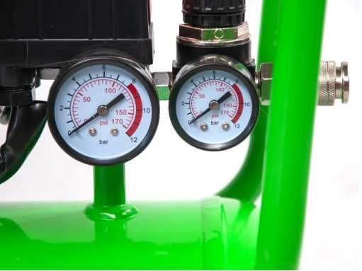 Компресор БЕЗМАСЛЯНИЙ 1,5 кВт 264 л/хв на 24 л та 8 бар Airbox ECO24