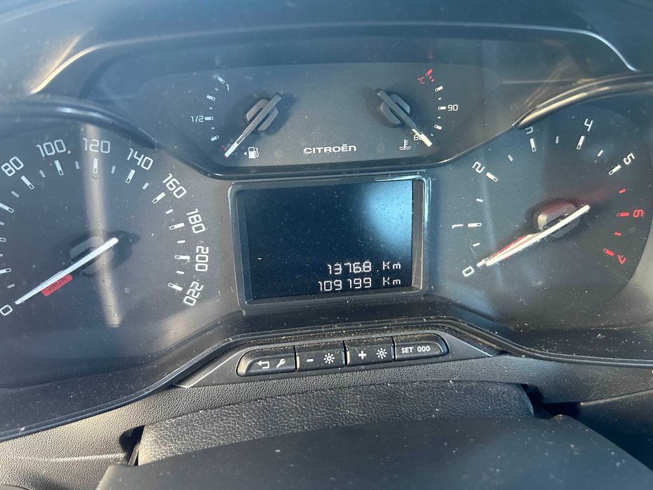 Citroën C3 1.2 Gasolina | 2017 | 110.000Km | Económico e Bem Equipado!
