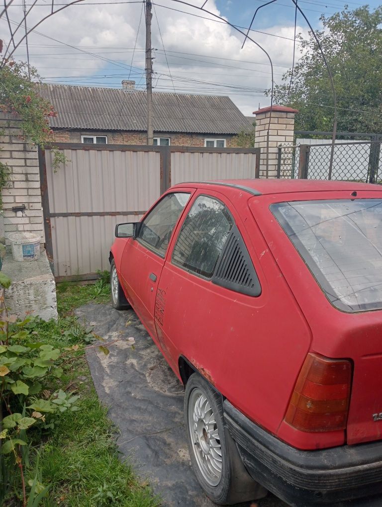 Продам Opel kadet