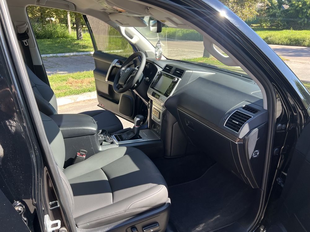 Продам Toyota Land Cruiser Prado 150 2019