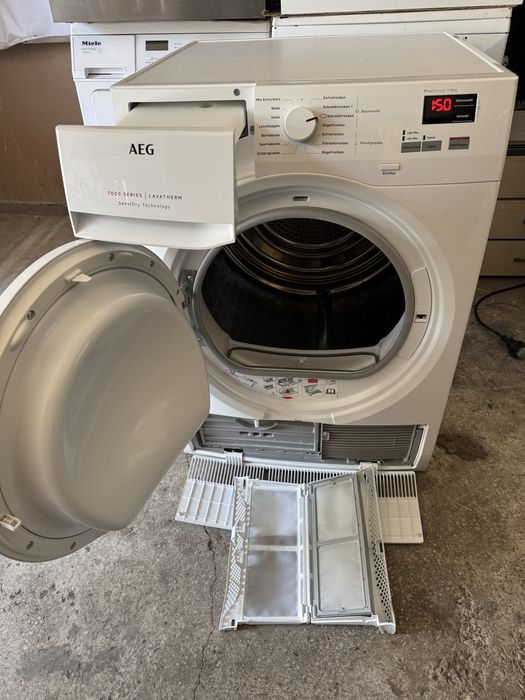 Компресорна!!! 8кг. A+++ сушка, сушильна машина AEG 7000 з Німеччини!