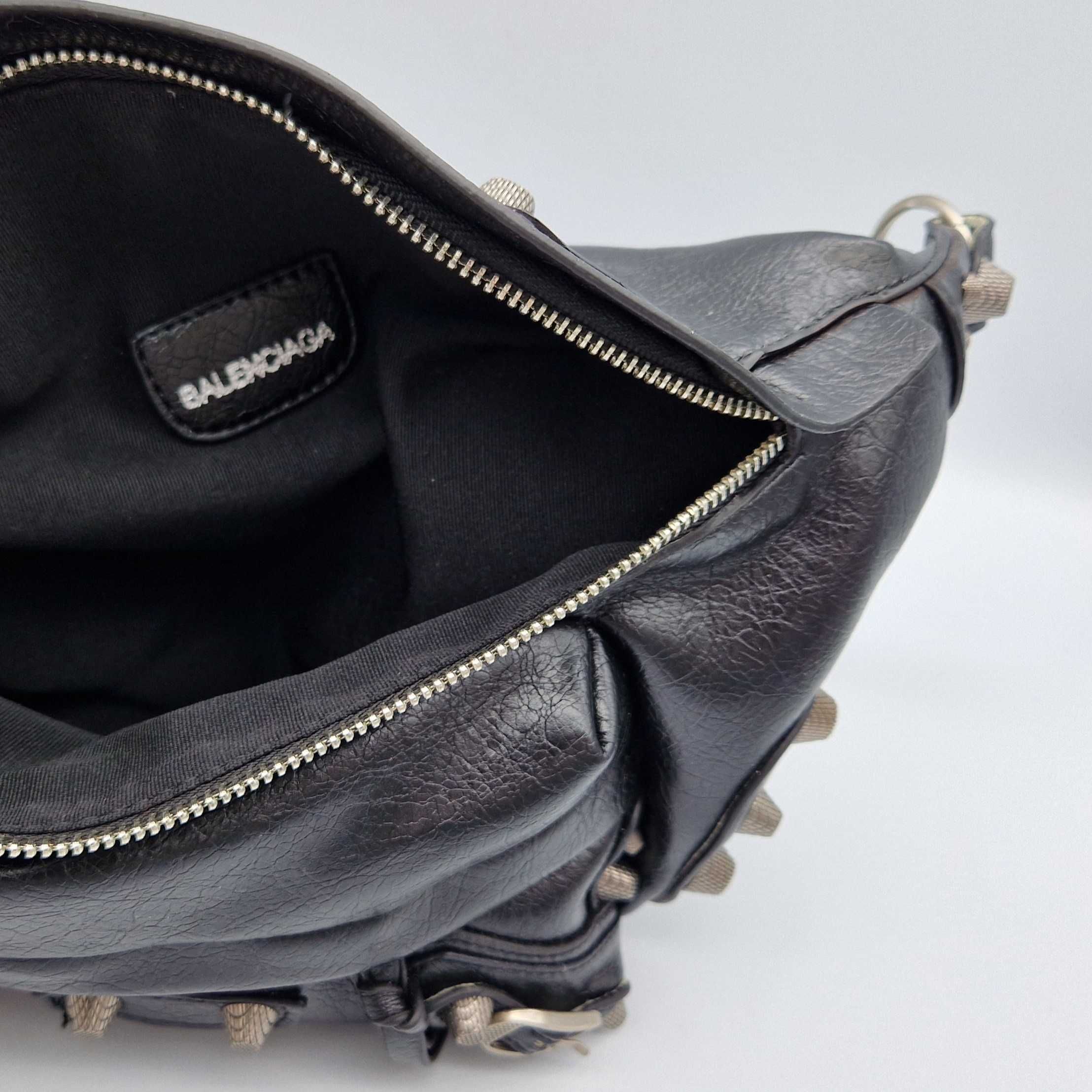 Бананка Balenciaga сумка нагрудна balenciaga поясна сумка