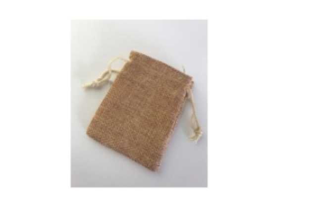 woreczki jasno brazowe len  10x14 10szt