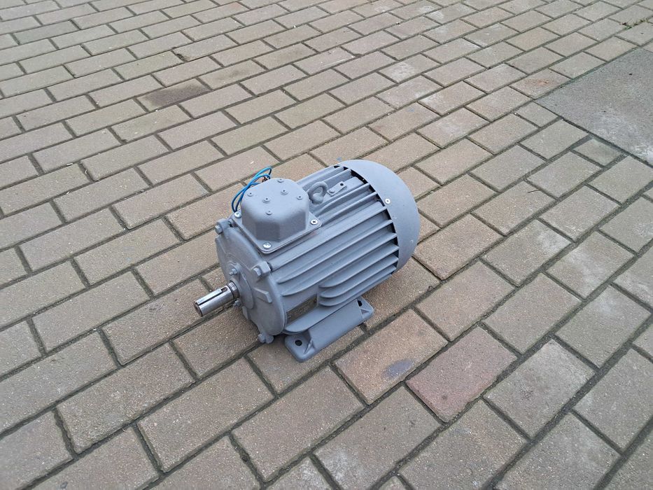 Silnik elektryczny 4kw  1430 obrotów Polski    .Wysyłka