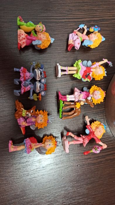 Продам серии Киндер Белоснежка, Черепахи, Феи