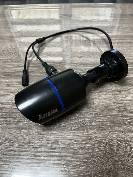 Відеокамера нова