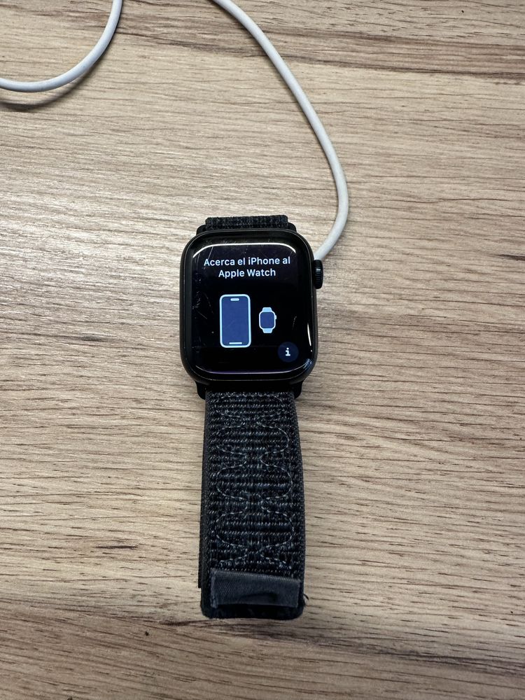 Zegarek AppleWatch Series 8 - 41mm/czarny - Cellular