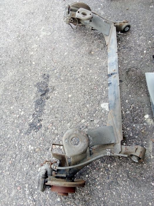 Tylna belka zawieszenia volkswagen golf 4,seat Leon Audi A 3
