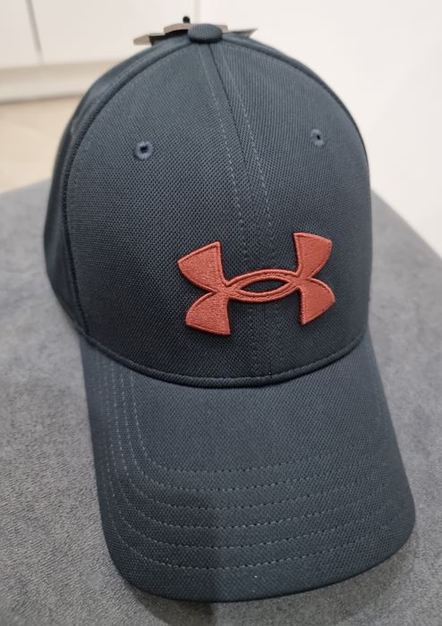 Czapka z daszkiem Under Armour Blitzing rozmiar regulowany.