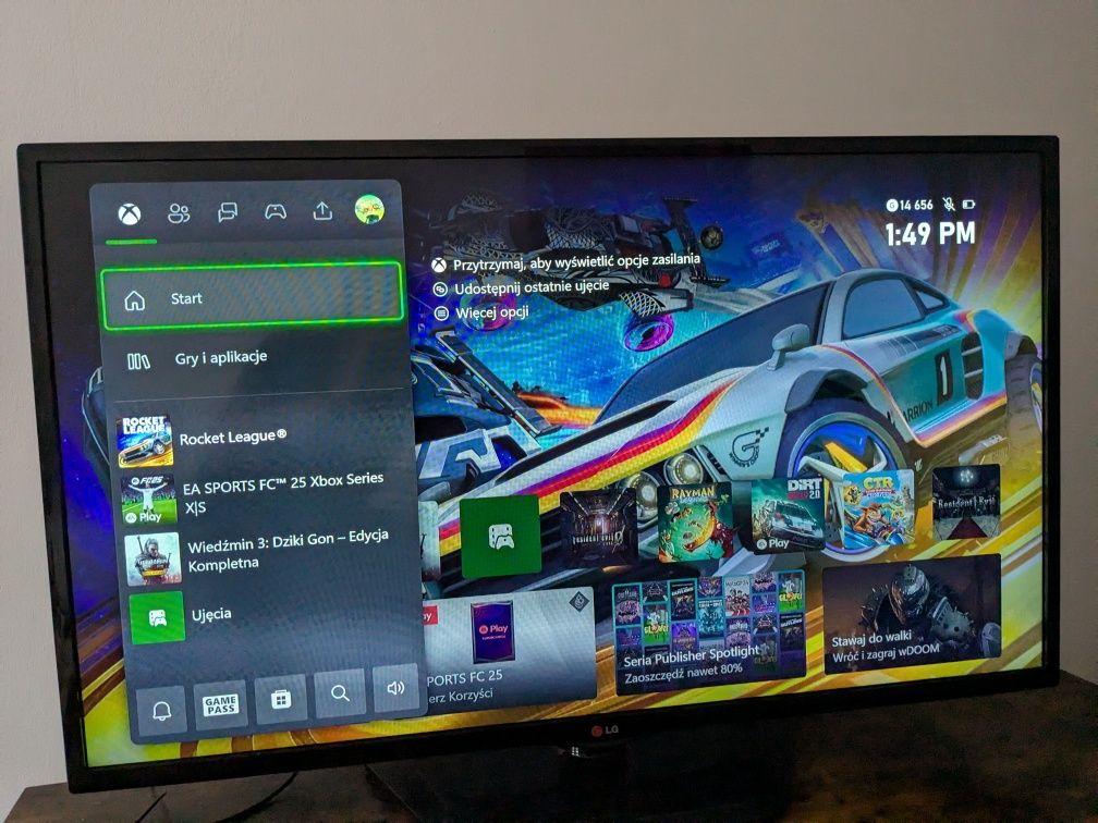 Xbox series S z oryginalnym 2 pady i kablem zasilającym