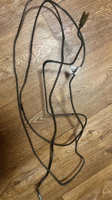 Трубка гальмівна задня ліва 2-а  (96407747). Нова!