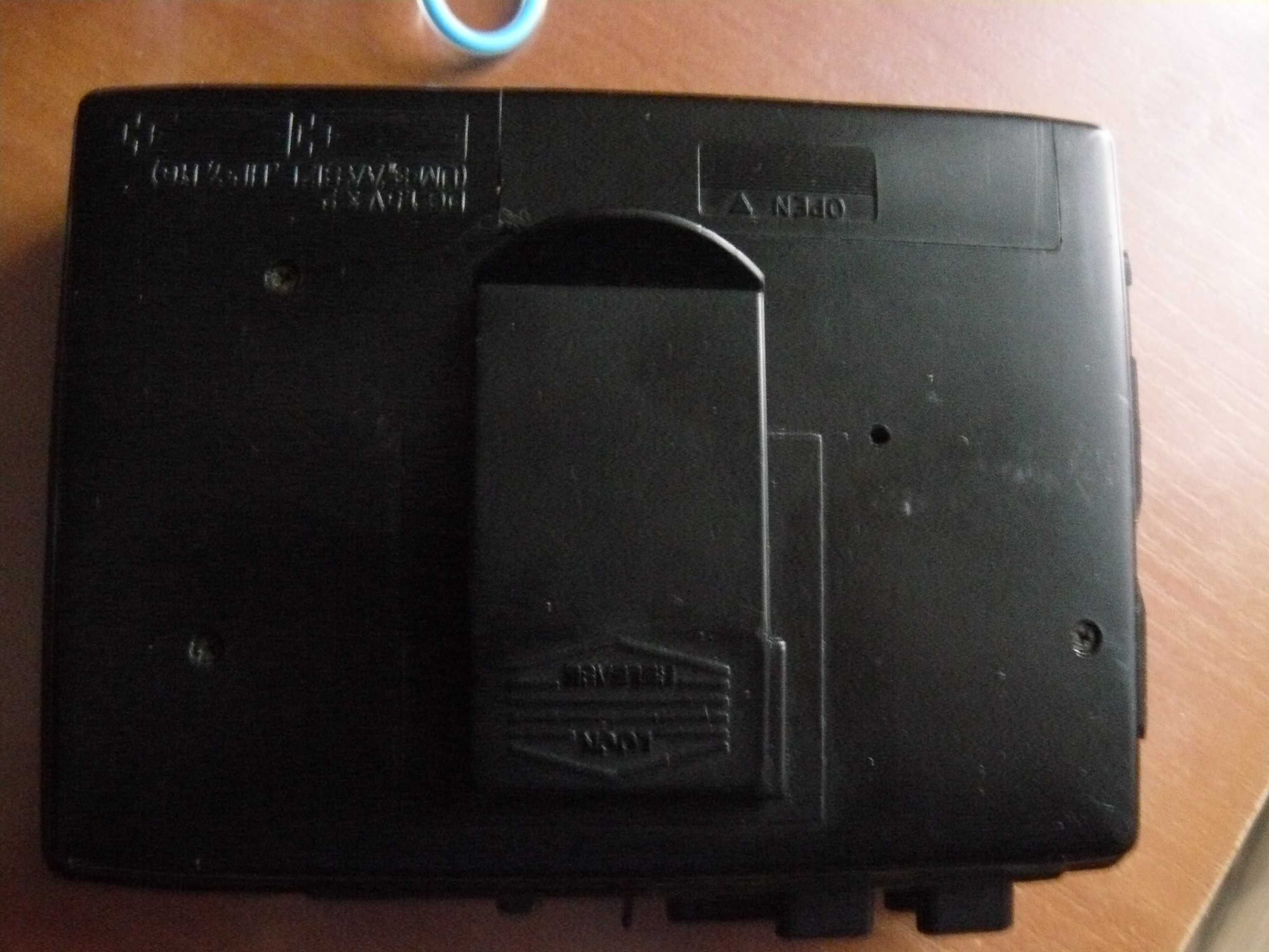Walkman electronic 5116 z autoreversem wraz ze słuchawkami