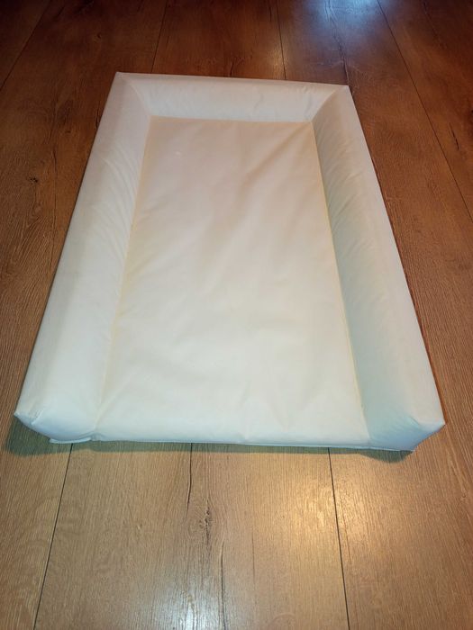 Przewijak miękki dla niemowlaka 75 x 50 cm