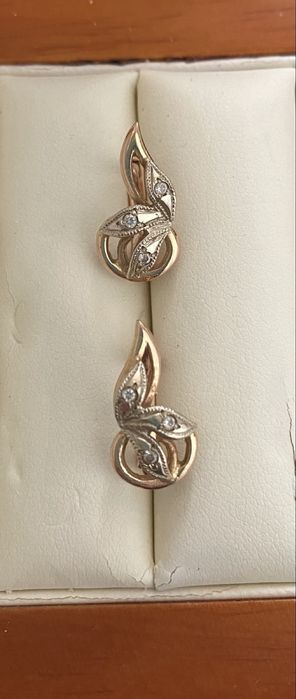 Золоті сережки, 585 проба, вага 4,03 г