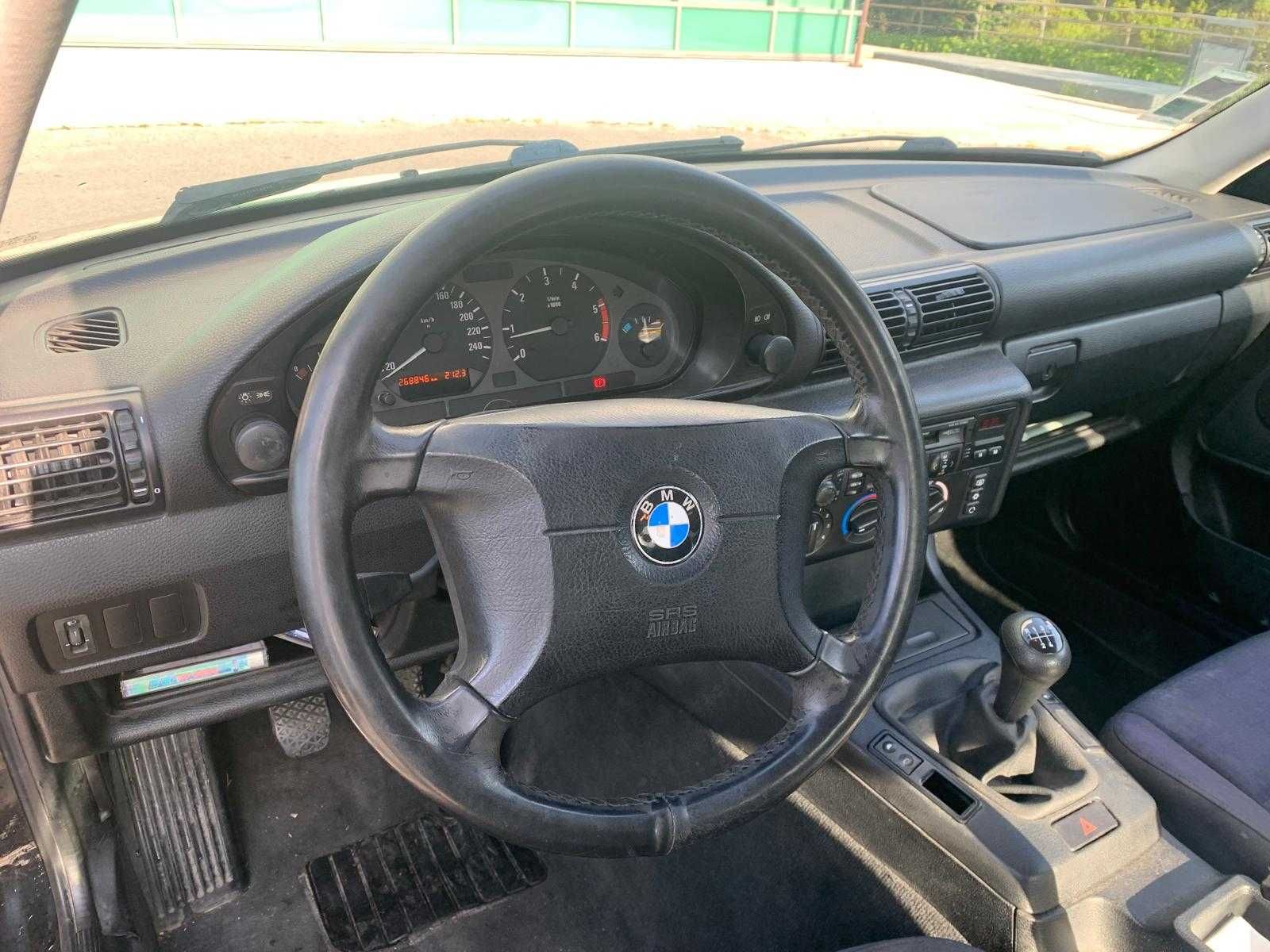 BMW 318TDS Compact- Diesel 1997