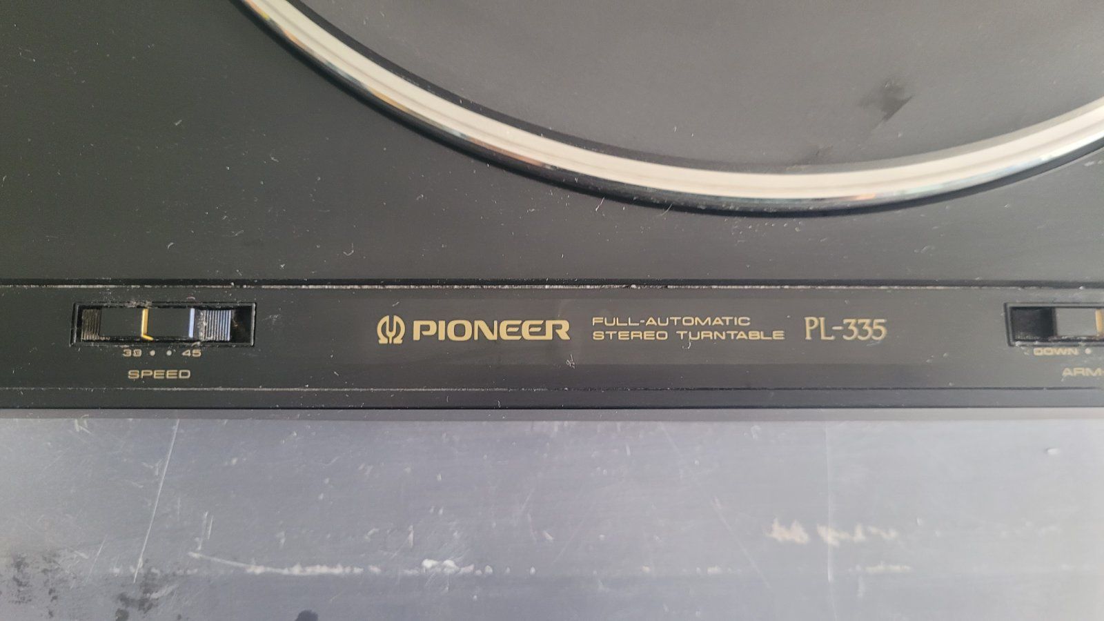 Програвач вінілових платівок Pioneer PL-335