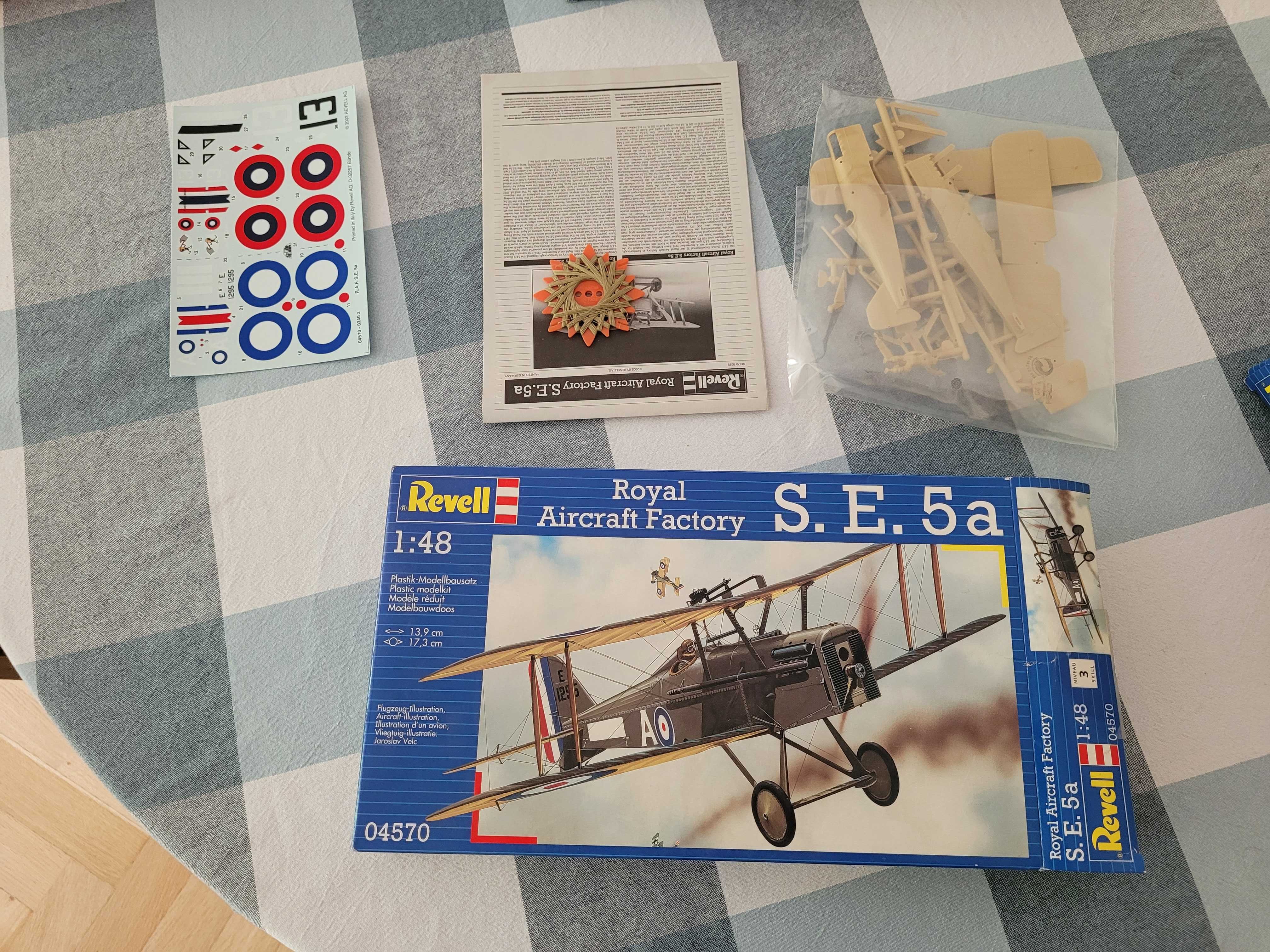 Model do sklejania Revell Royal Aircraft Factory RAF S.E. 5a 1:48