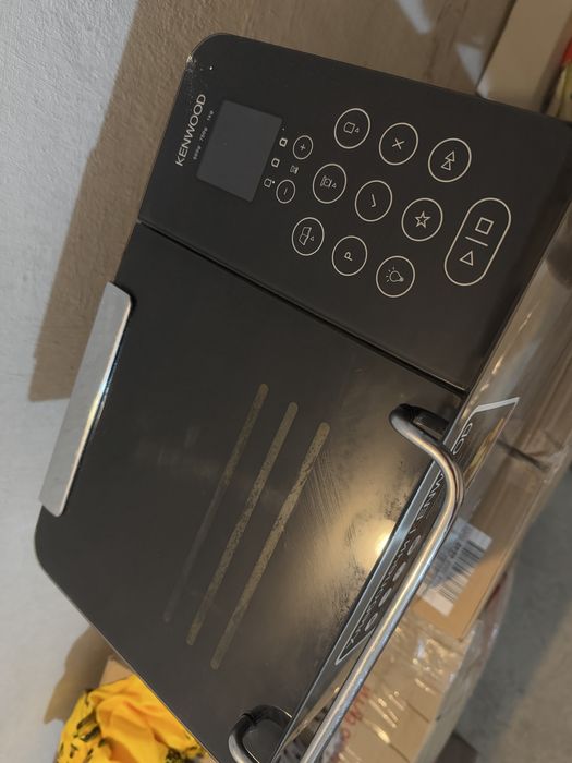 Продам хлебопечку kenwood bm450