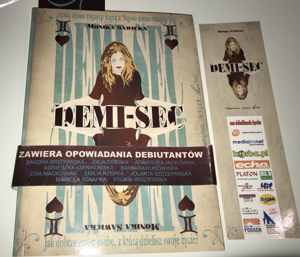 KSIĄŻKA „DEMI-SEC” Monika Sawicka Magia Słów Nowa z Zakładkami