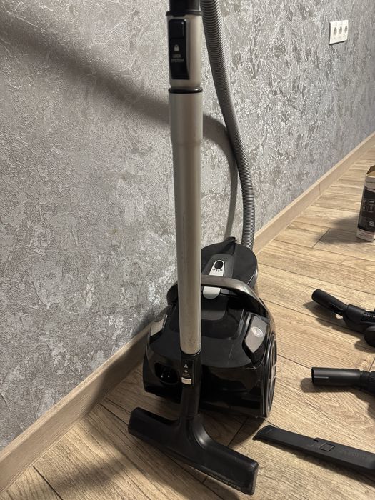 Пилосос Rowenta Silence Force Cyclonic