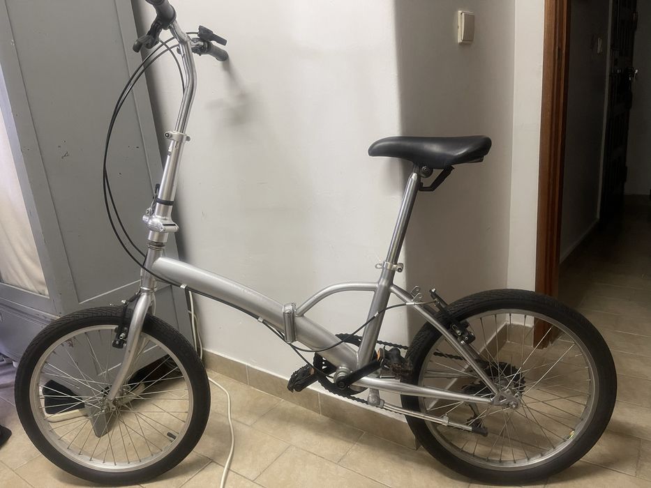 Bicicleta dobravel em bom estado