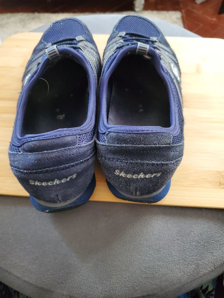 Vendo Tênis Skechers