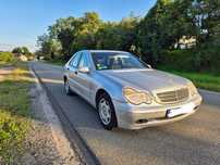 Mercedes-Benz Klasa C180 Benzyna.