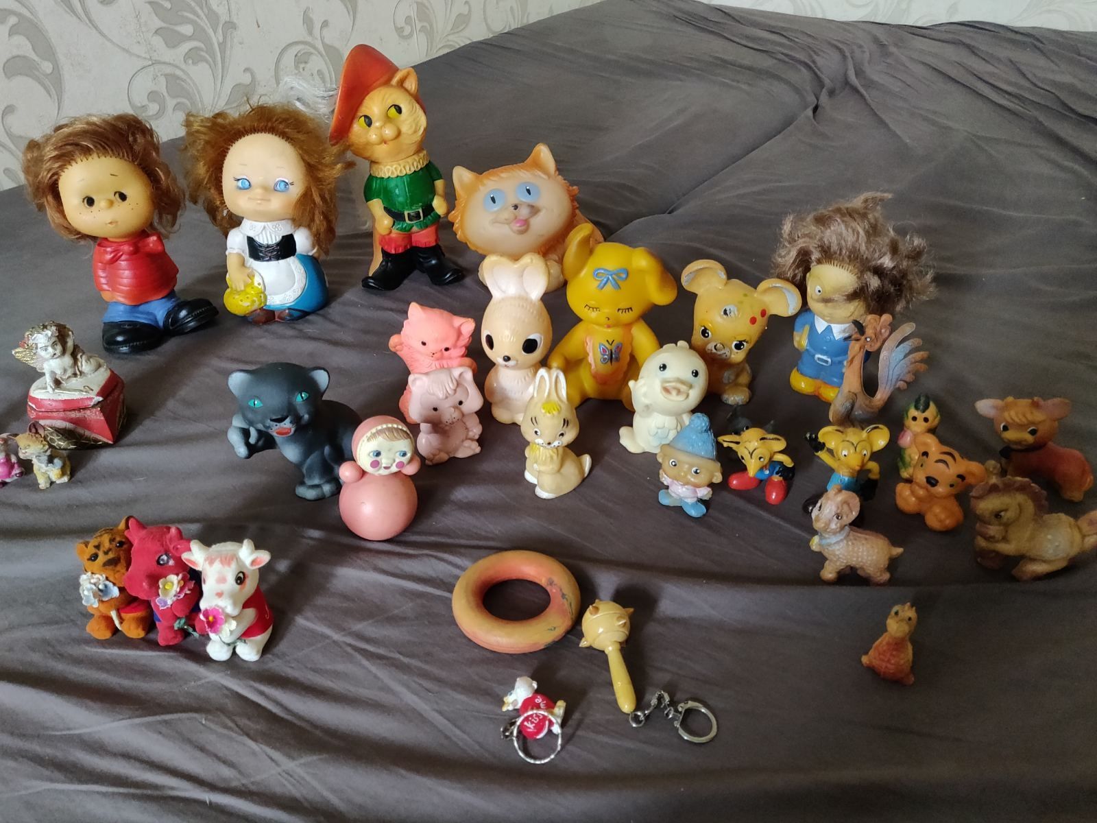 Продам игрушки СССР, киндеры