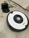 Roomba 600 bialo czarna