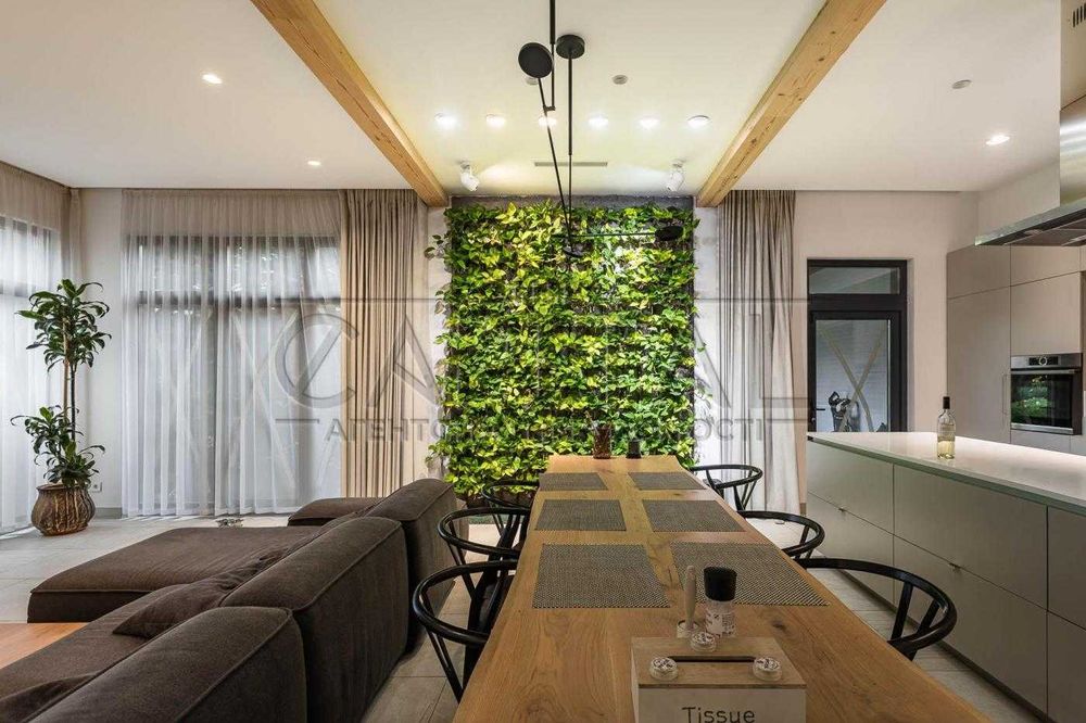 Оренда / Будинок
Київ, Голосіївський район, вул. Лютнева, 58